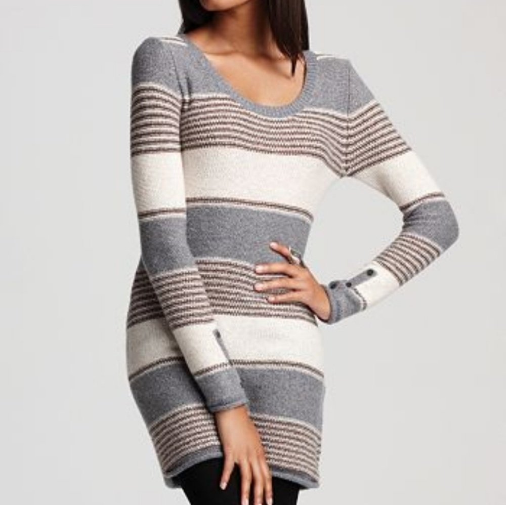 SPLENDID blue, mushroom, & cream sweater